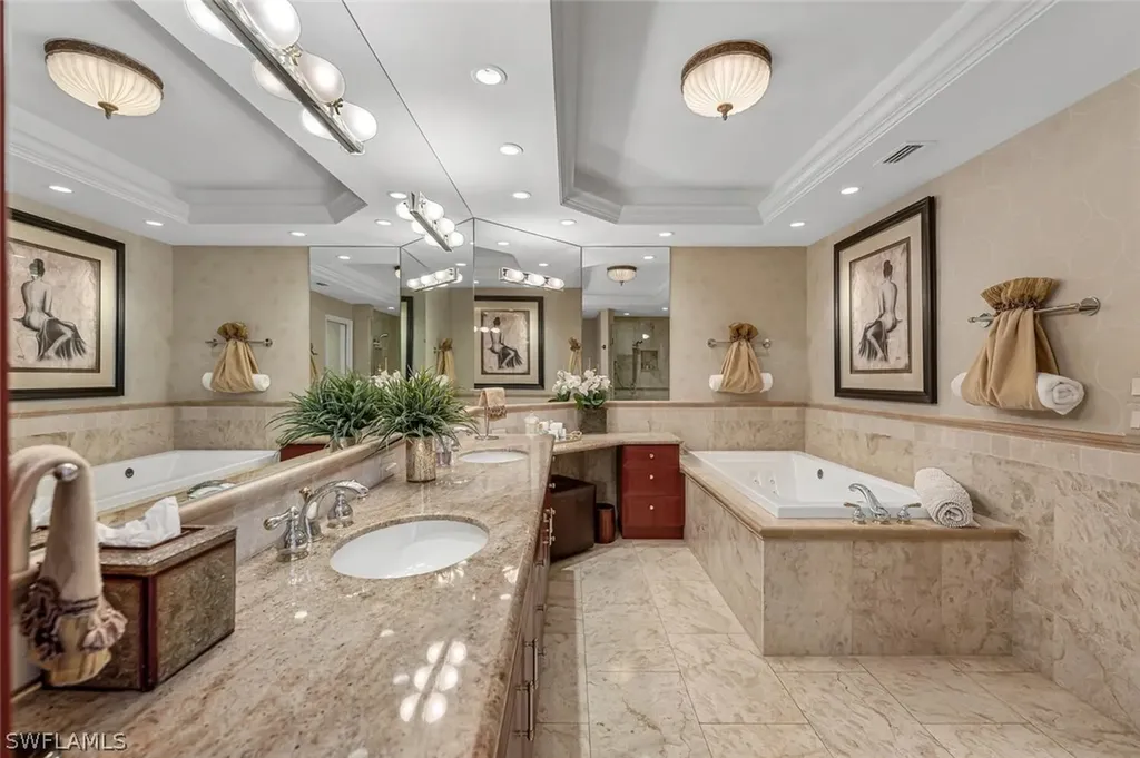 4301 Gulf Shore Boulevard N Naples FL 34103