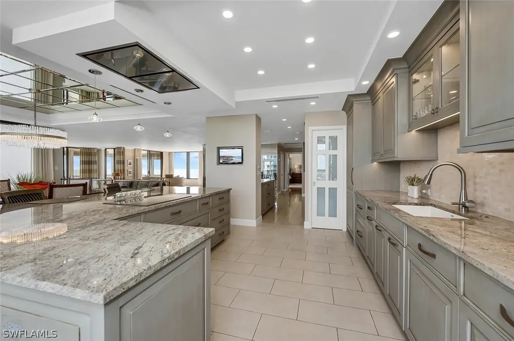 4301 Gulf Shore Boulevard N Naples FL 34103