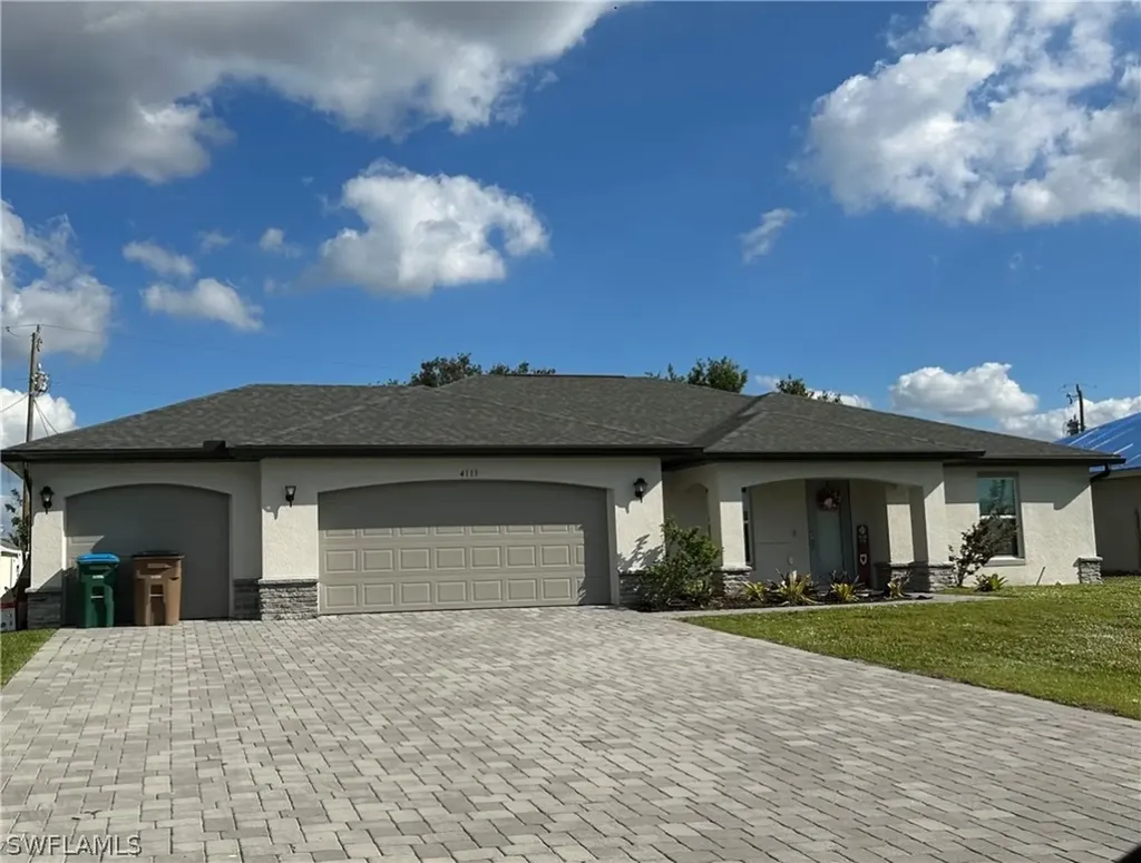 4113 SW 9th Place Cape Coral FL 33914