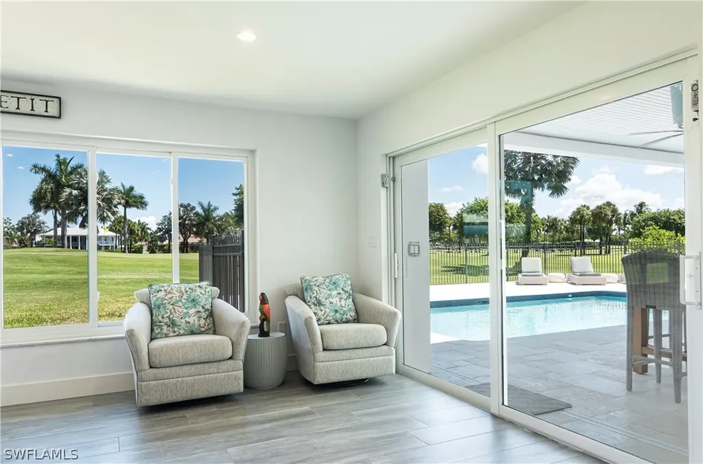 595 Wedge Drive Naples FL 34103