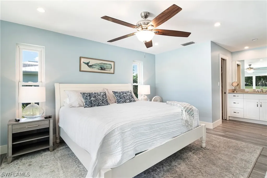 595 Wedge Drive Naples FL 34103