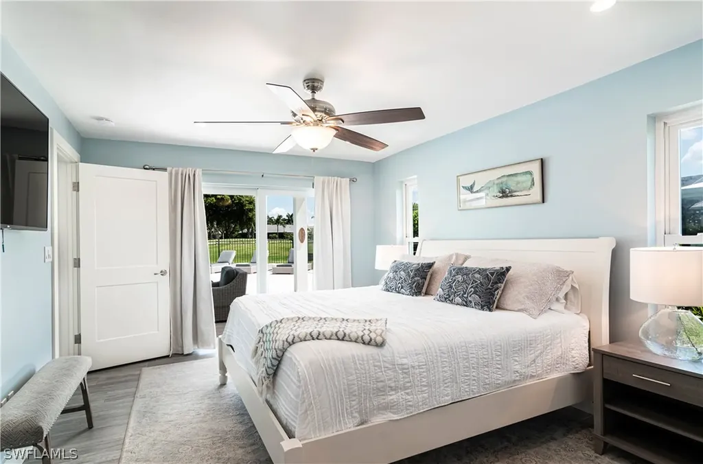 595 Wedge Drive Naples FL 34103