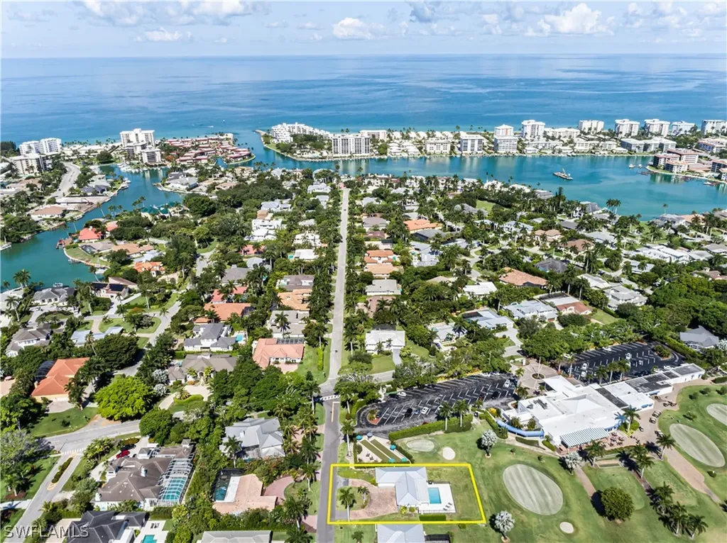 595 Wedge Drive Naples FL 34103