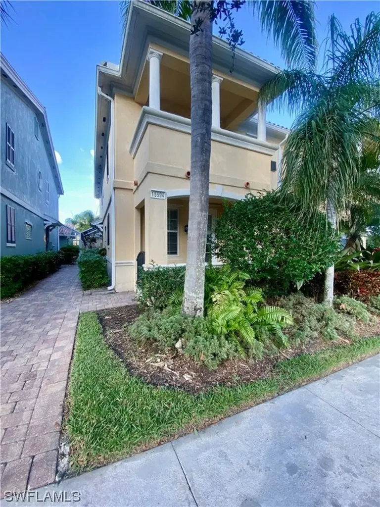 Bonita Springs FL, 15594 Latitude Drive
