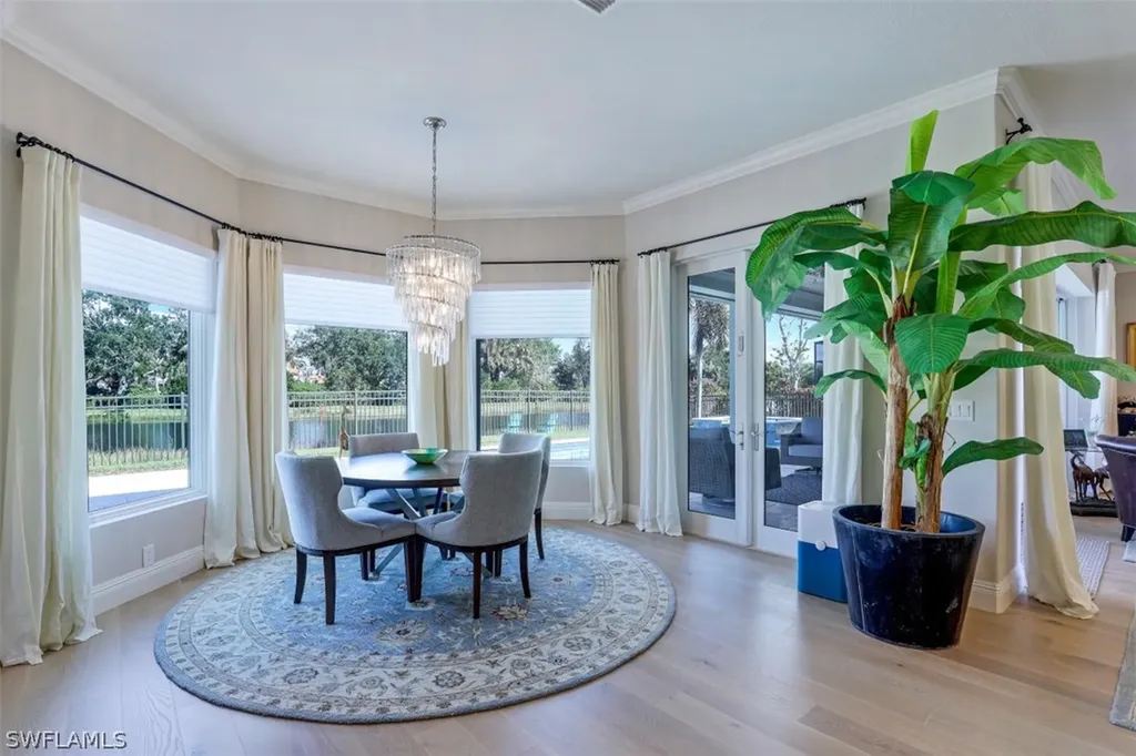 1034 Spanish Moss Trail Naples FL 34108