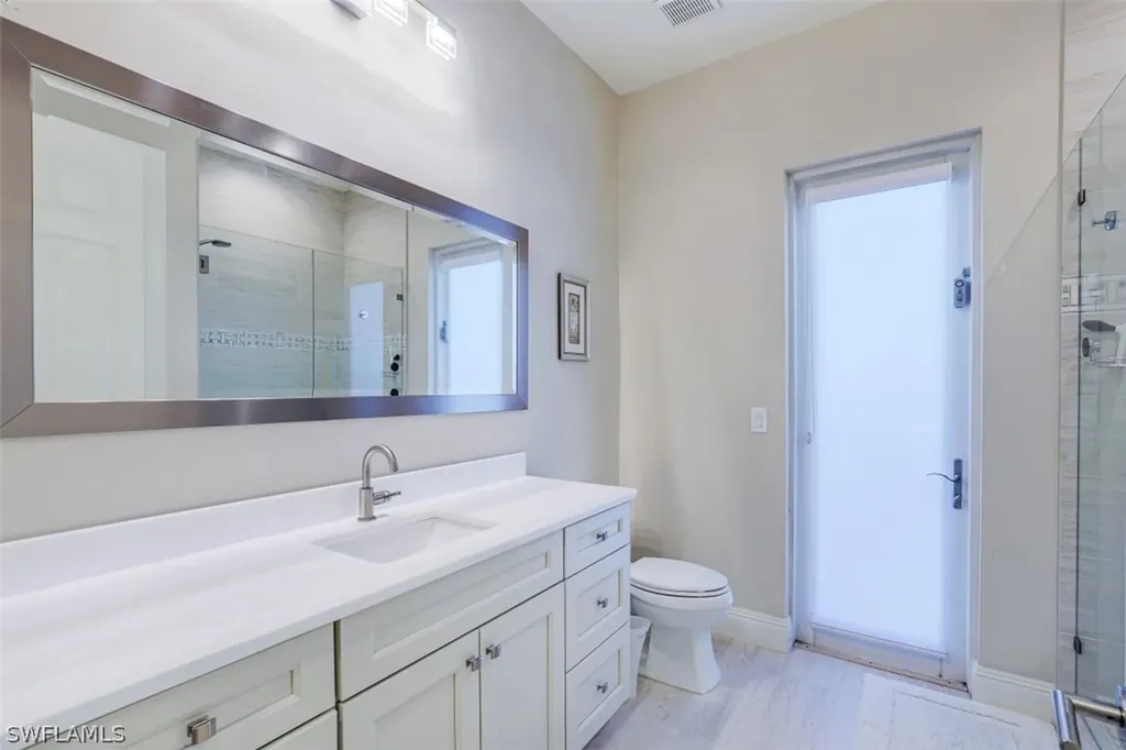 1034 Spanish Moss Trail Naples FL 34108