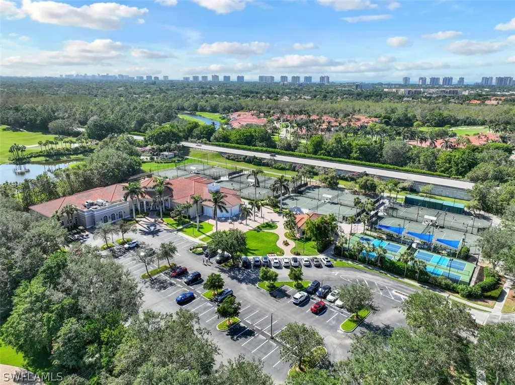 1034 Spanish Moss Trail Naples FL 34108