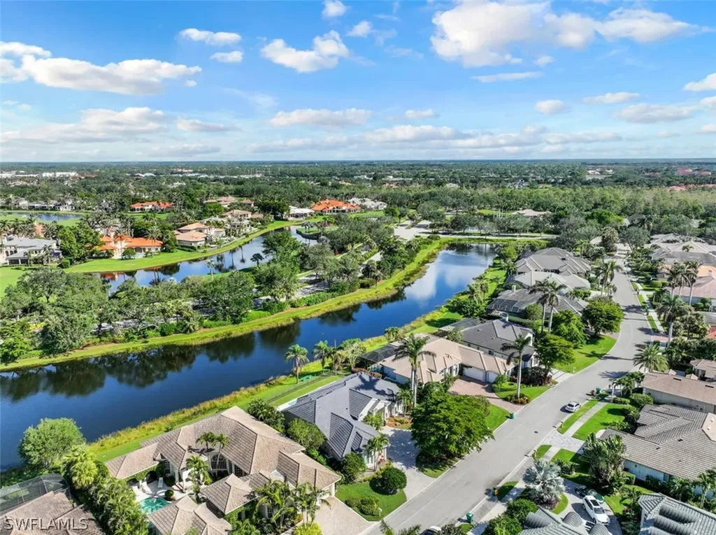 1034 Spanish Moss Trail Naples FL 34108