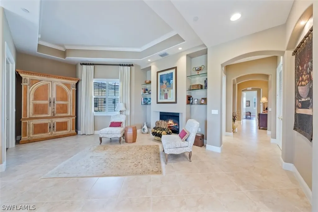 566 Avellino Isle Circle Naples FL 34119
