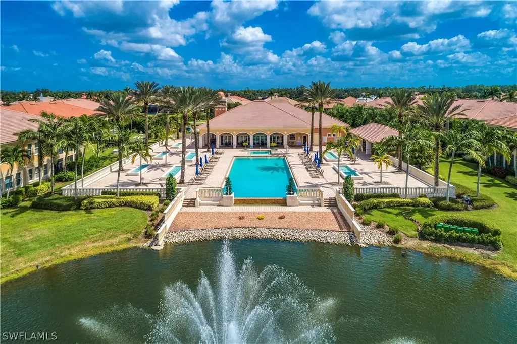 566 Avellino Isle Circle Naples FL 34119