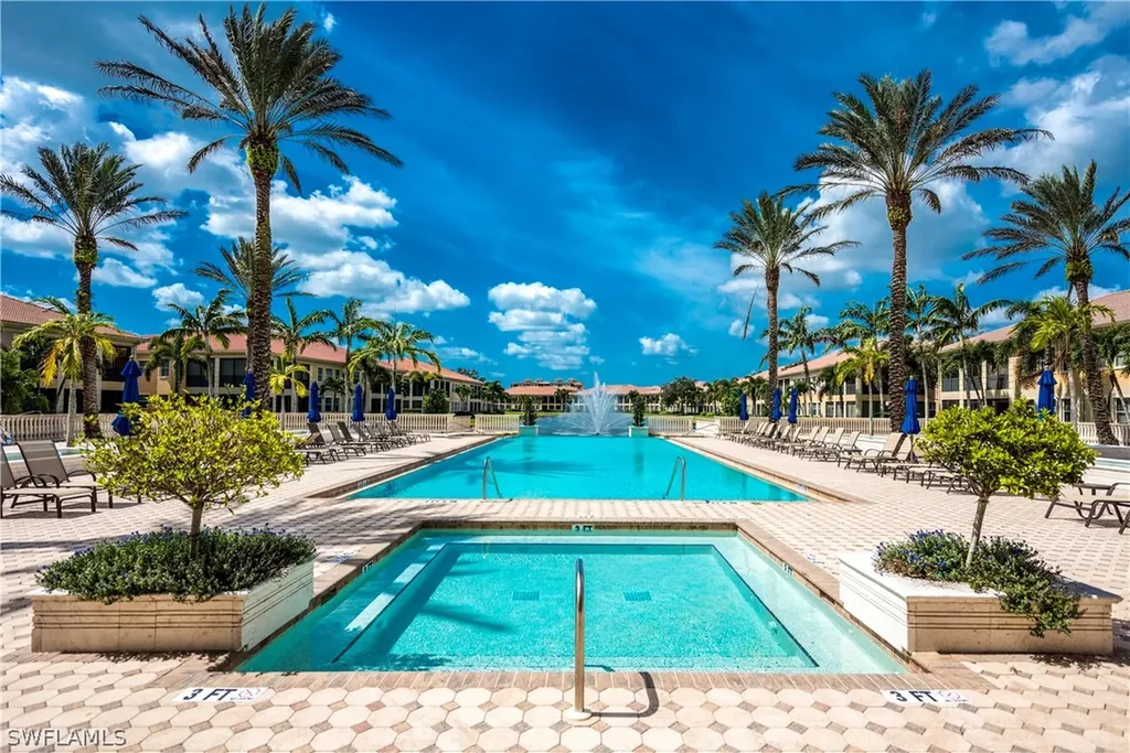 566 Avellino Isle Circle Naples FL 34119