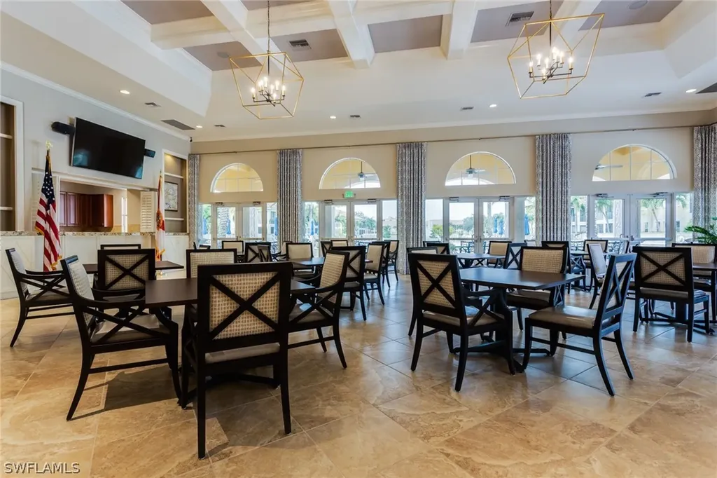566 Avellino Isle Circle Naples FL 34119