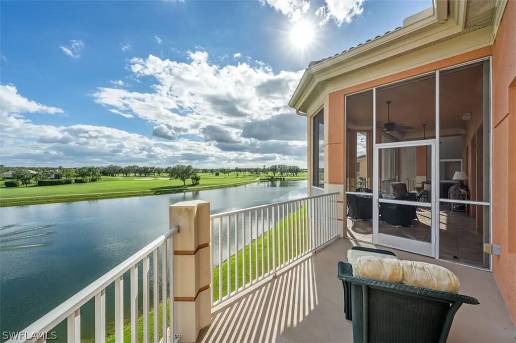 566 Avellino Isle Circle Naples FL 34119