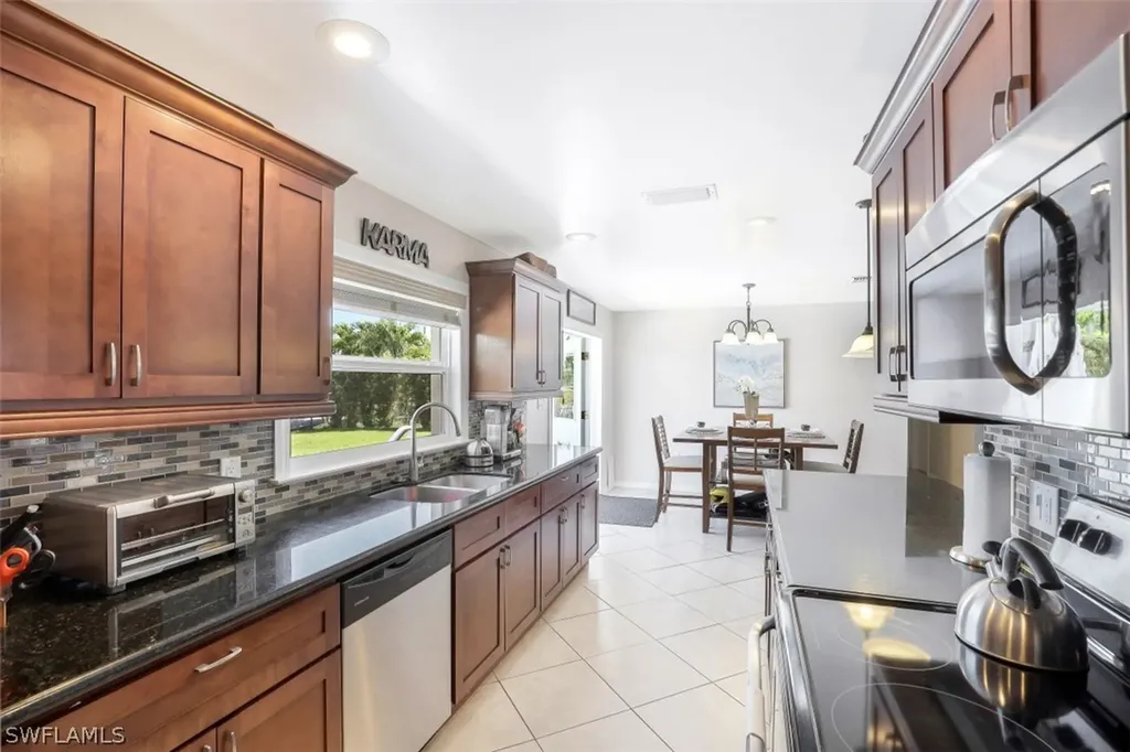 207 6th Street Bonita Springs FL 34134