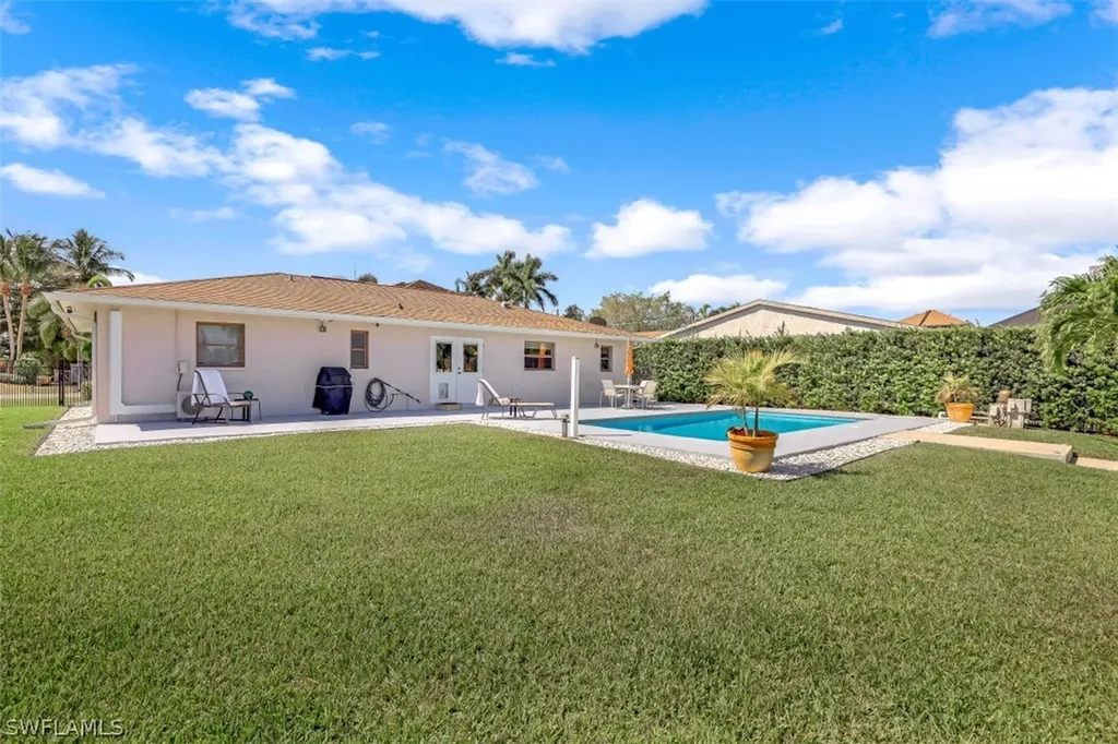 207 6th Street Bonita Springs FL 34134