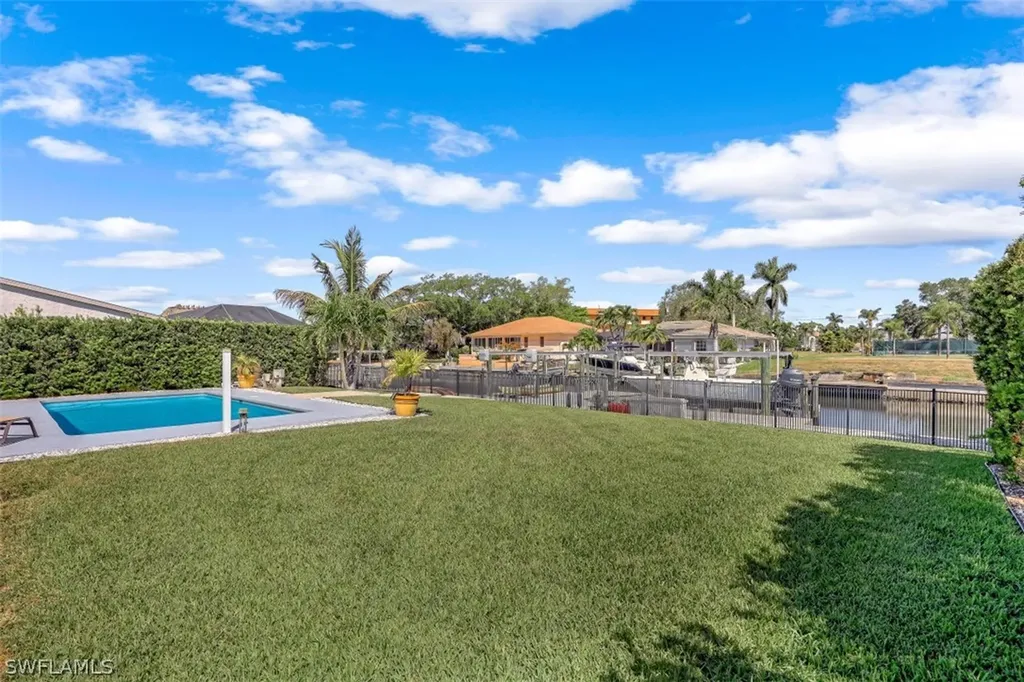 207 6th Street Bonita Springs FL 34134