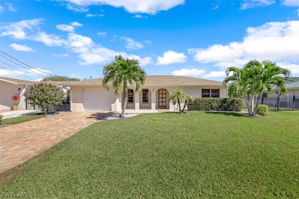 207 6th Street Bonita Springs FL 34134