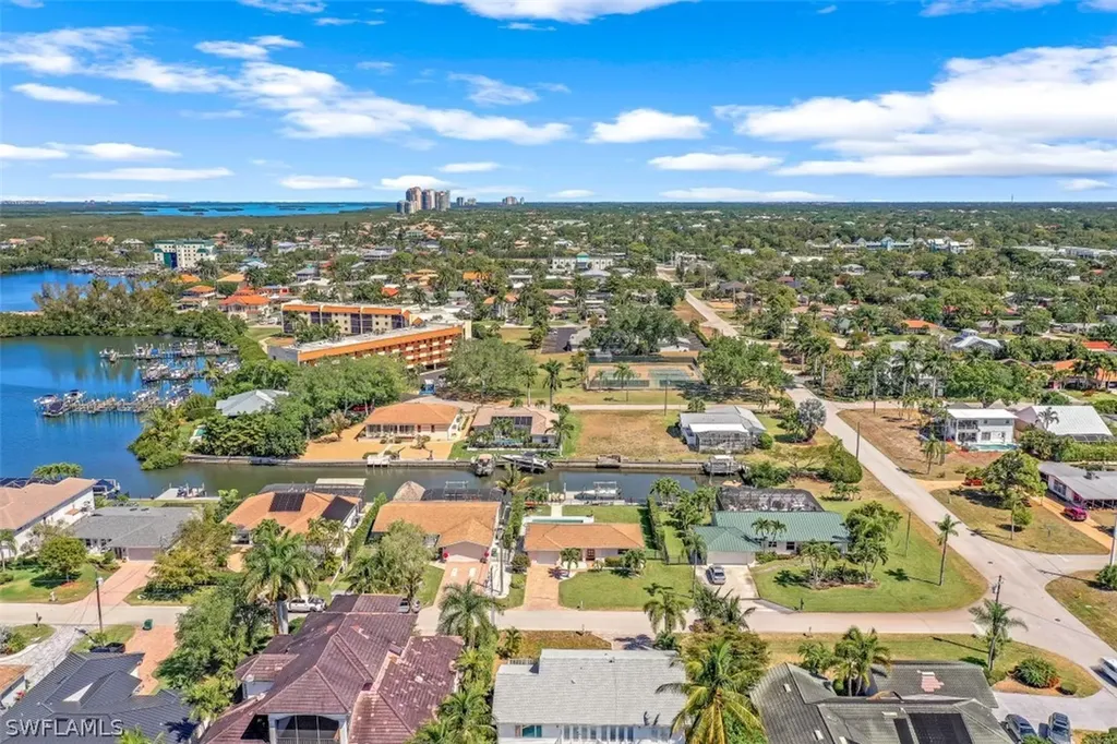 207 6th Street Bonita Springs FL 34134