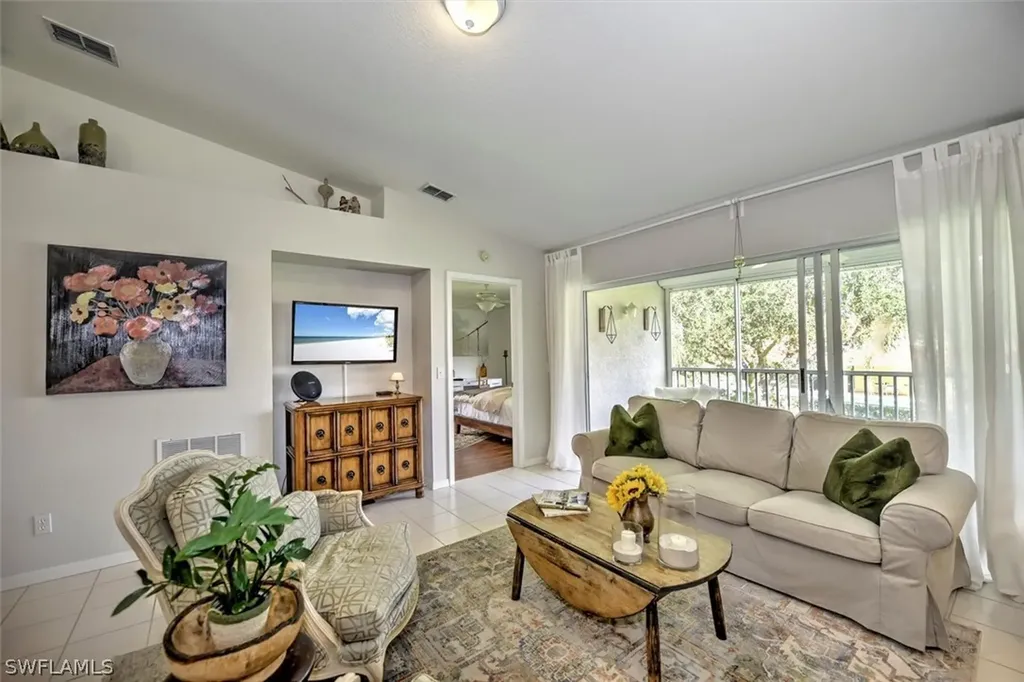 1774 Reuven Circle Naples FL 34112