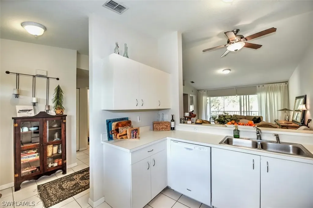 1774 Reuven Circle Naples FL 34112