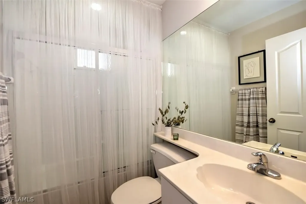 1774 Reuven Circle Naples FL 34112