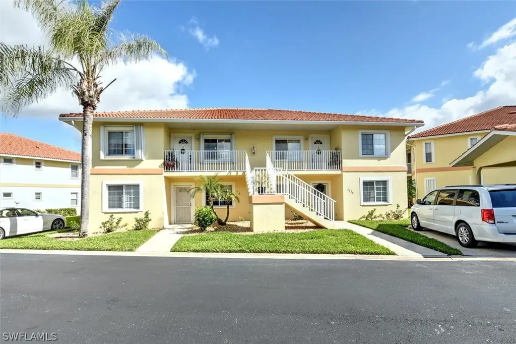 1774 Reuven Circle Naples FL 34112