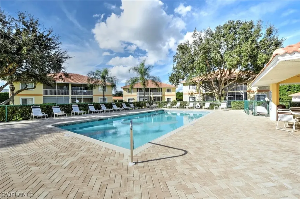1774 Reuven Circle Naples FL 34112