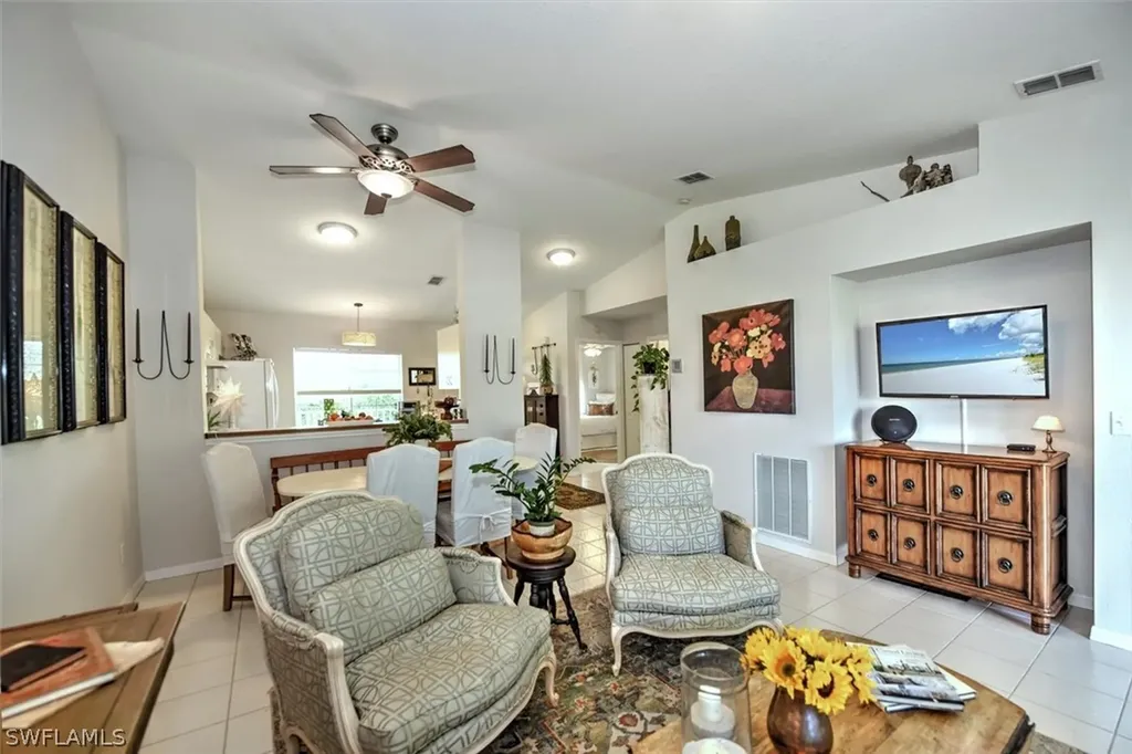 1774 Reuven Circle Naples FL 34112