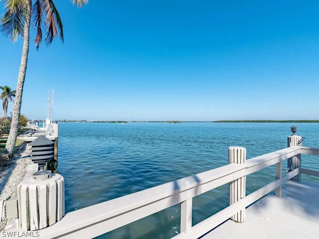 337 Polynesia Court Marco Island FL 34145