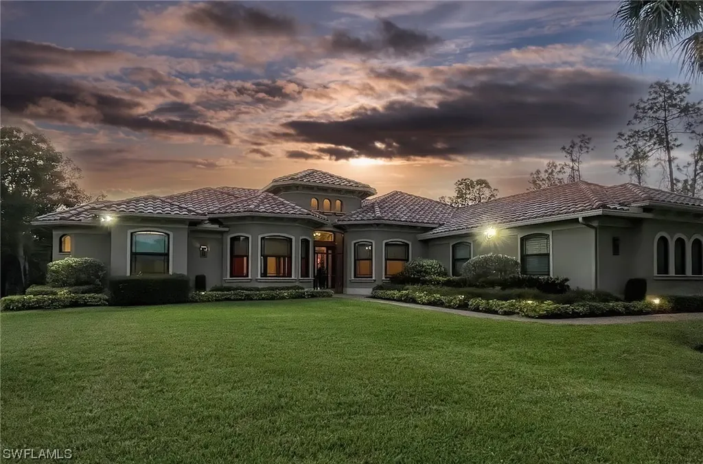 855 31st Street SW Naples FL 34117