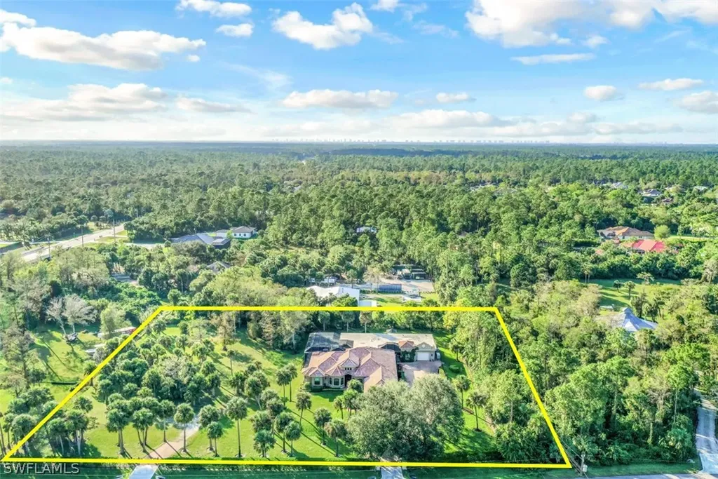 855 31st Street SW Naples FL 34117