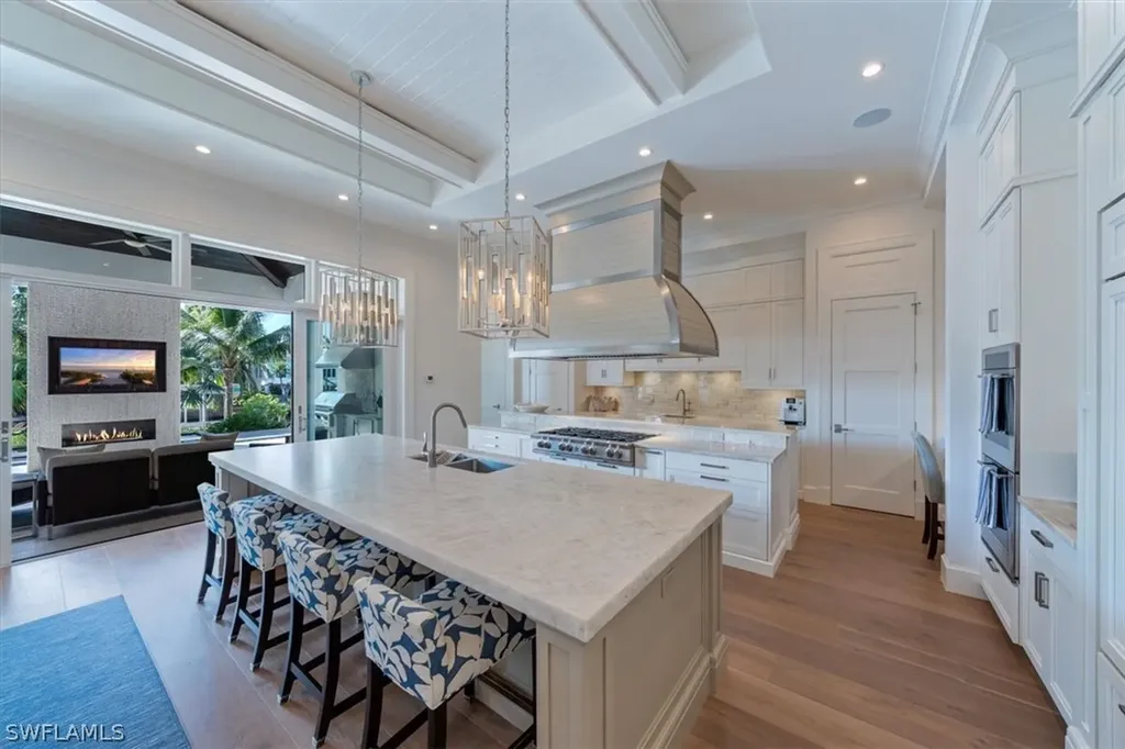 800 17th Avenue S Naples FL 34102