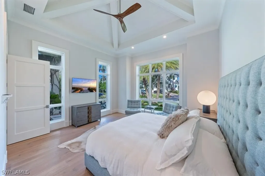 800 17th Avenue S Naples FL 34102