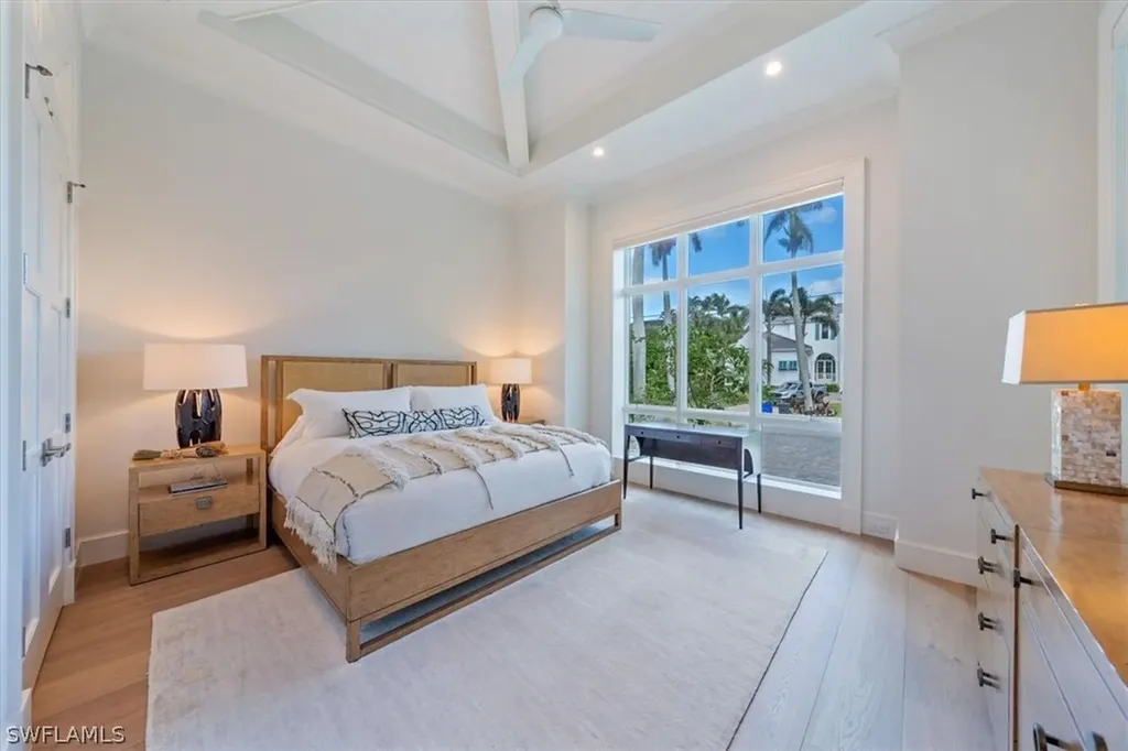 800 17th Avenue S Naples FL 34102