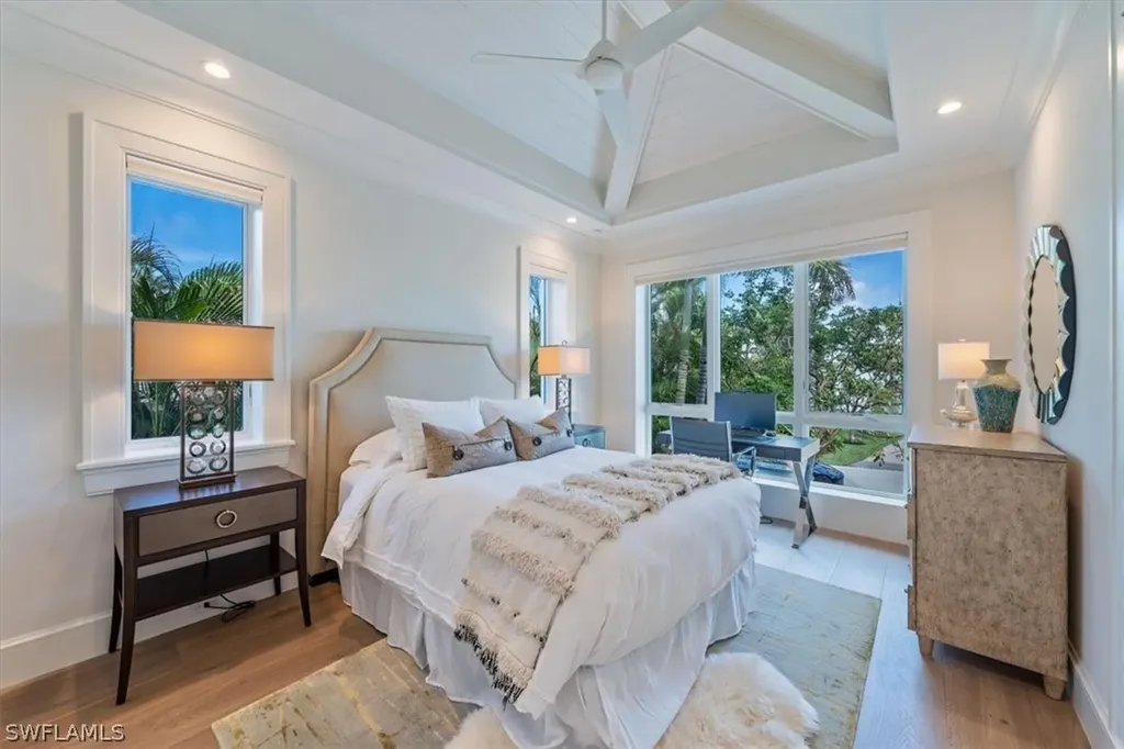 800 17th Avenue S Naples FL 34102