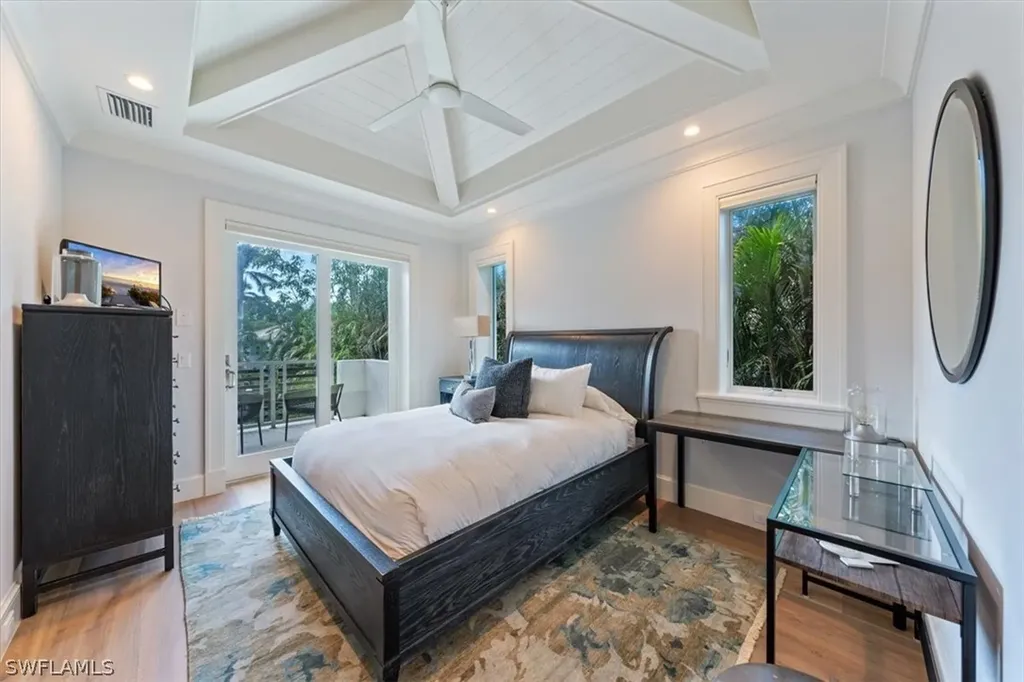 800 17th Avenue S Naples FL 34102