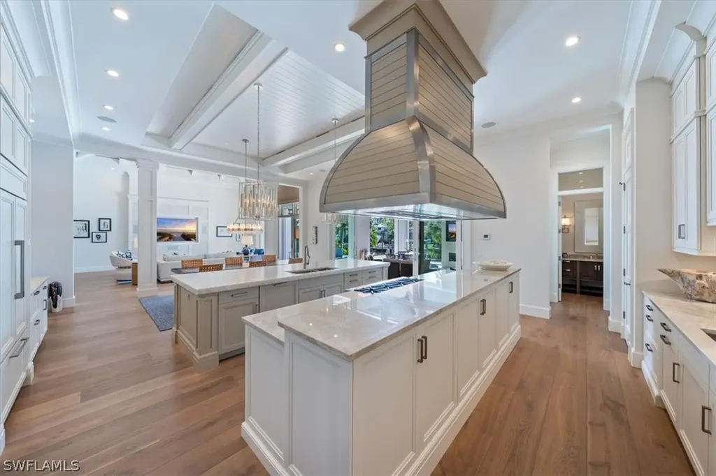 800 17th Avenue S Naples FL 34102