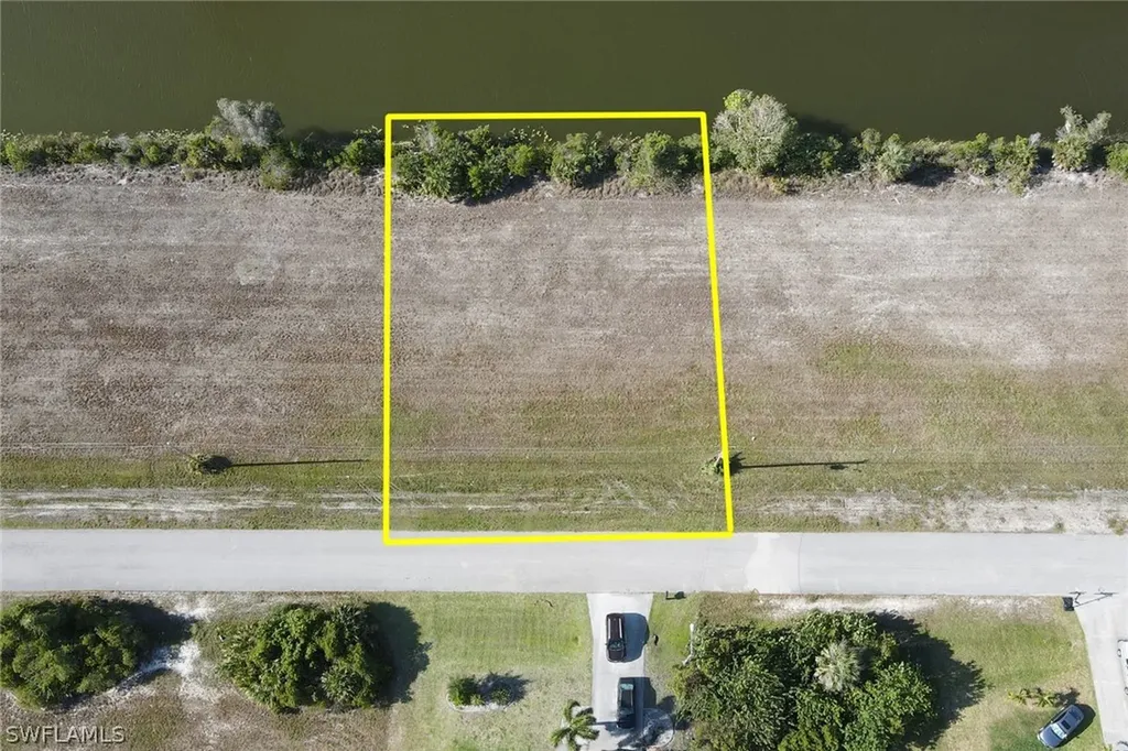 2855 NW 6th Street Cape Coral FL 33993