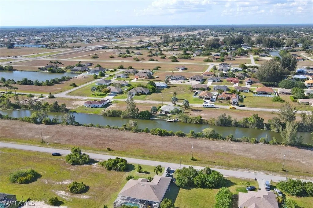 2855 NW 6th Street Cape Coral FL 33993