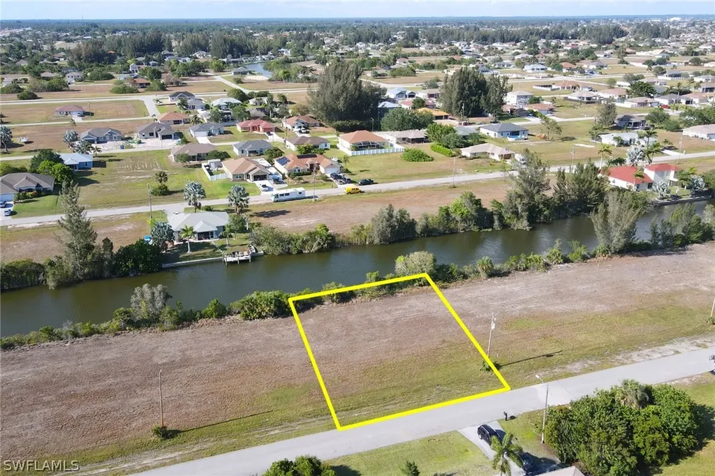 2855 NW 6th Street Cape Coral FL 33993