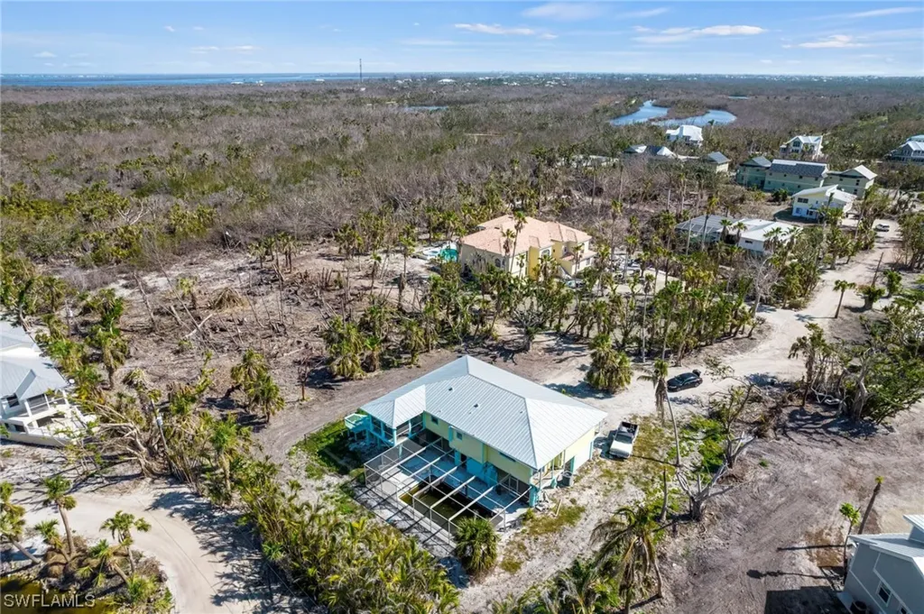 221 Robinwood Circle Sanibel FL 33957