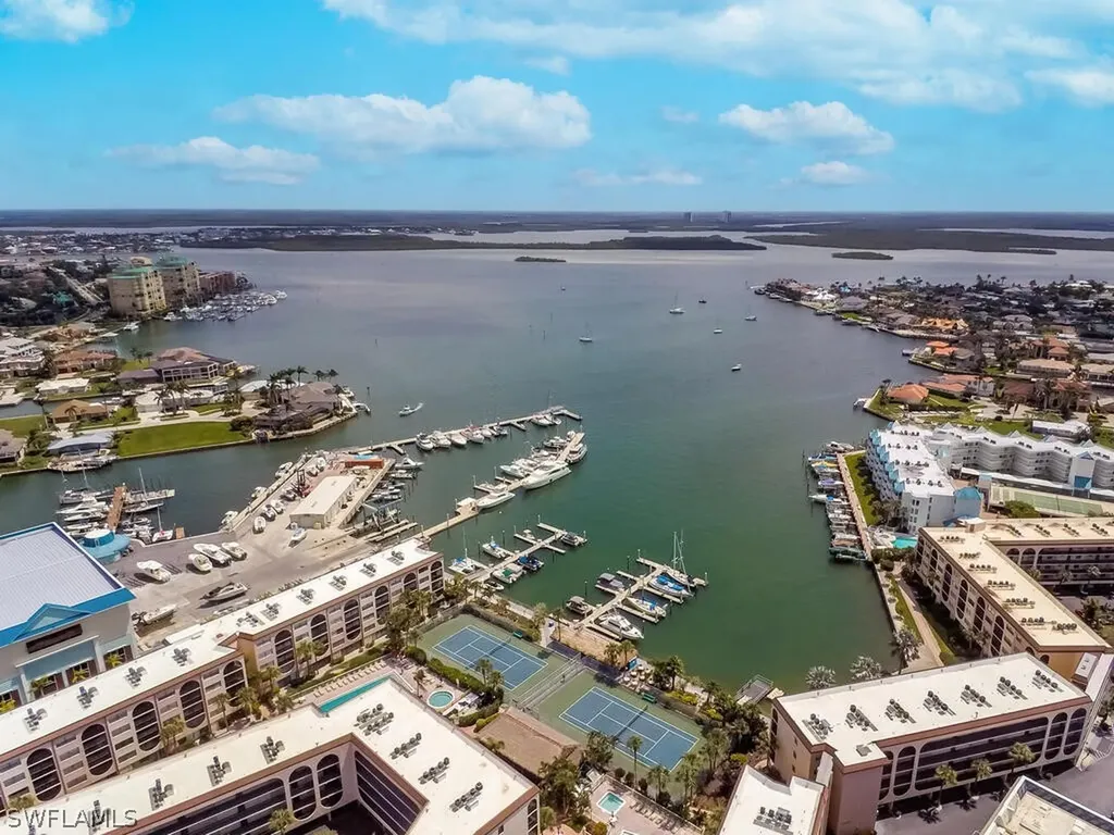 1031 Anglers Cove Marco Island FL 34145