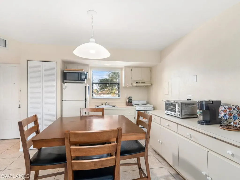 1031 Anglers Cove Marco Island FL 34145