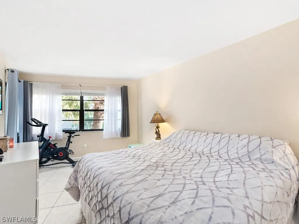 1031 Anglers Cove Marco Island FL 34145