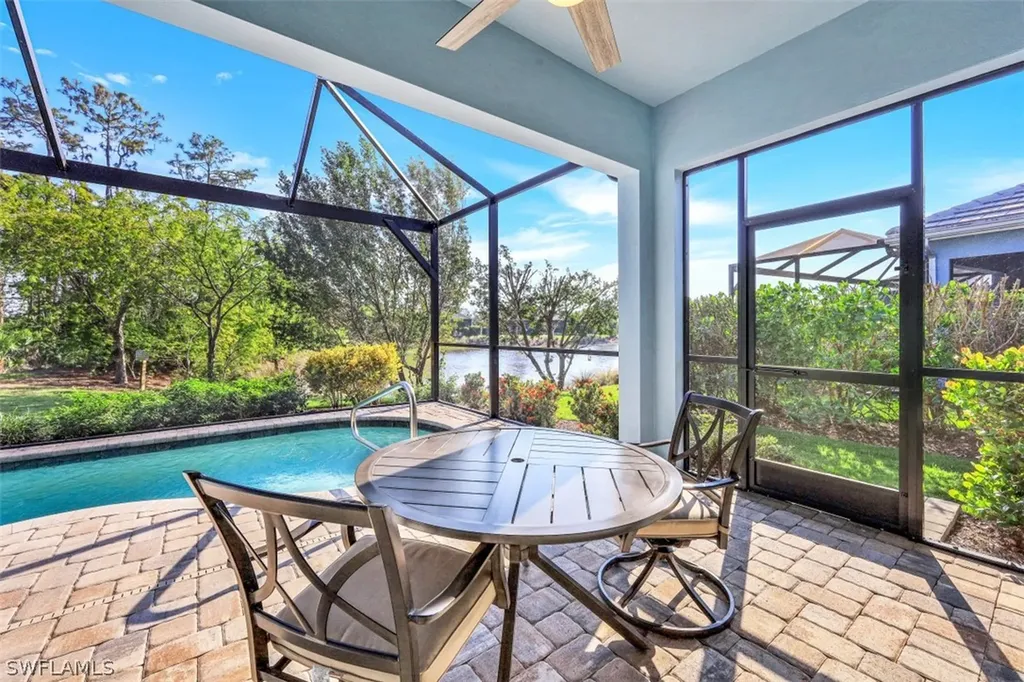 7007 Dominica Drive NE Naples FL 34113