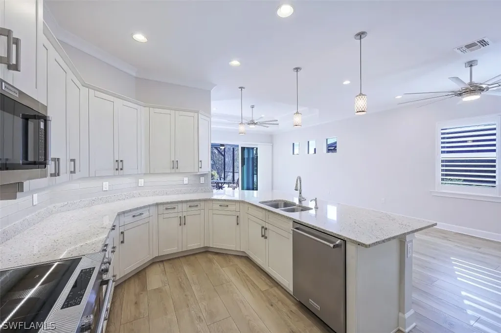 7007 Dominica Drive NE Naples FL 34113