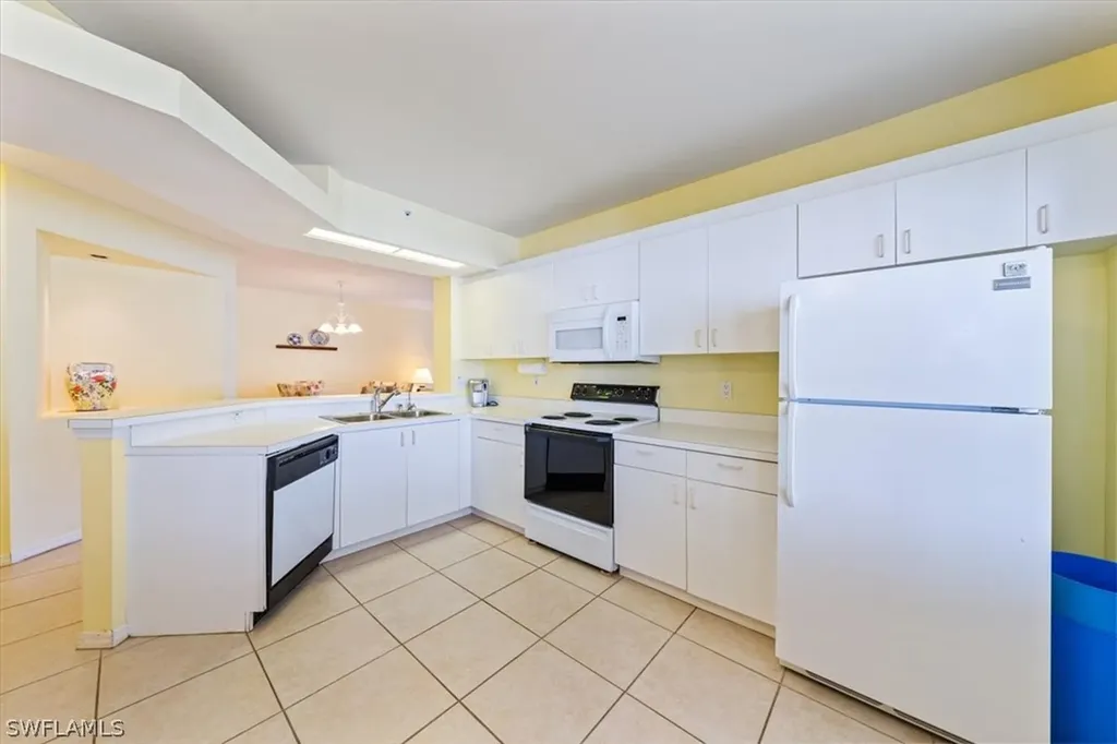 7553 Silver Trumpet Lane Naples FL 34109