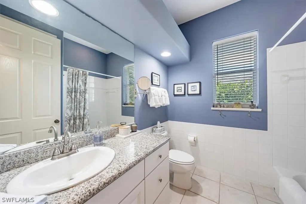 2128 Imperial Circle Naples FL 34110