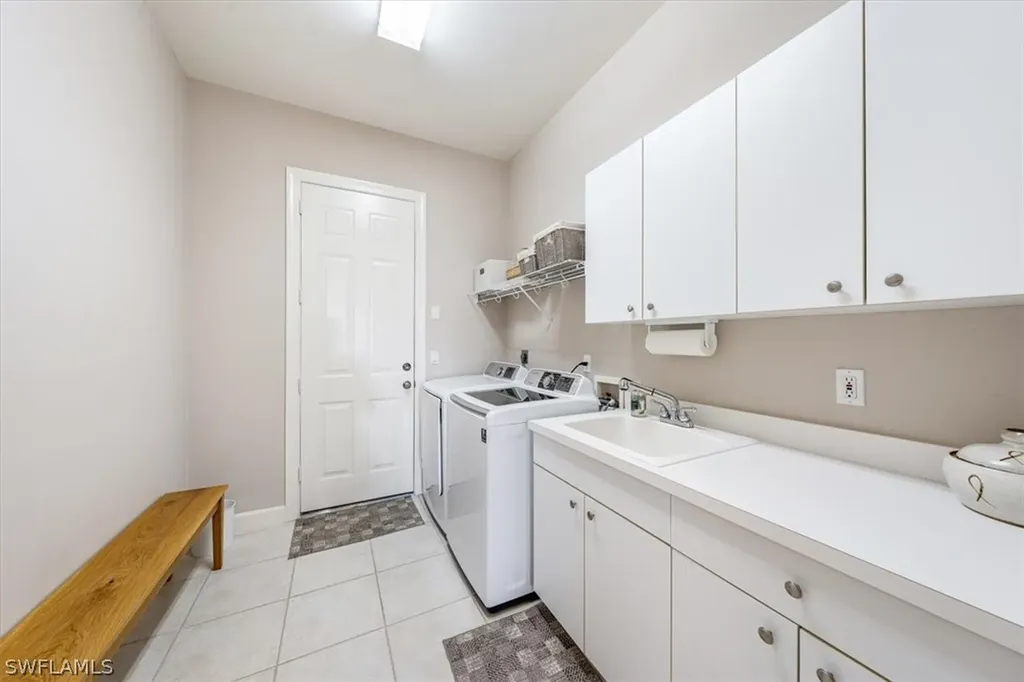 2128 Imperial Circle Naples FL 34110