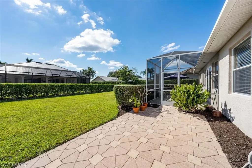 2128 Imperial Circle Naples FL 34110